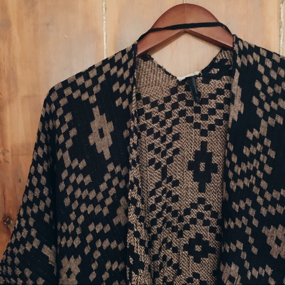 Urban Outfitters Reversible Poncho - Picture 2 of 2